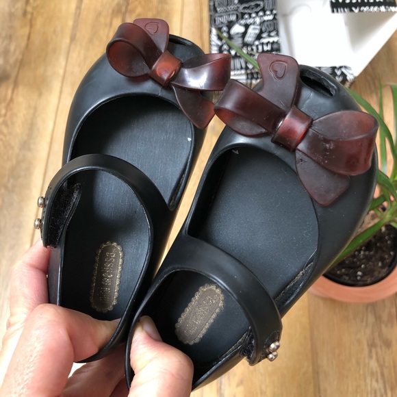 Mini Melissa Ultragirl Bow Mary Janes - Picture 8 of 13